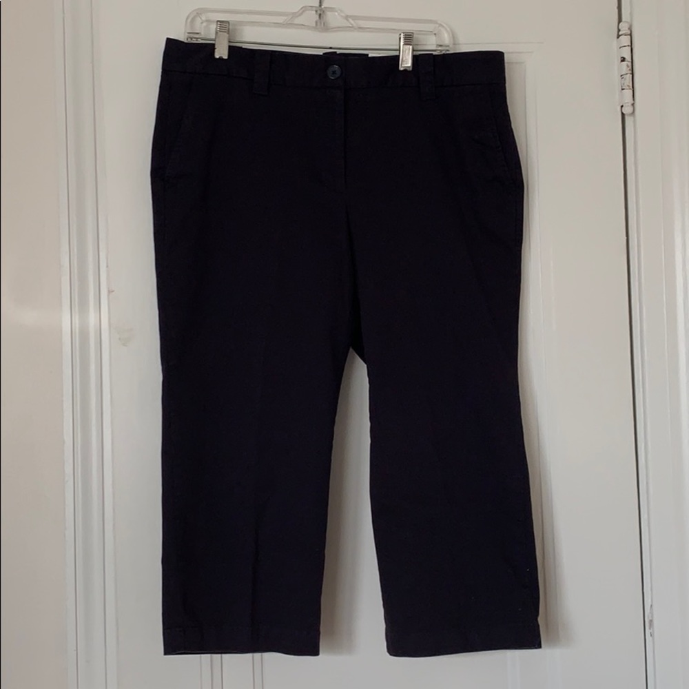 Land’s End navy stretch chino cropped pants